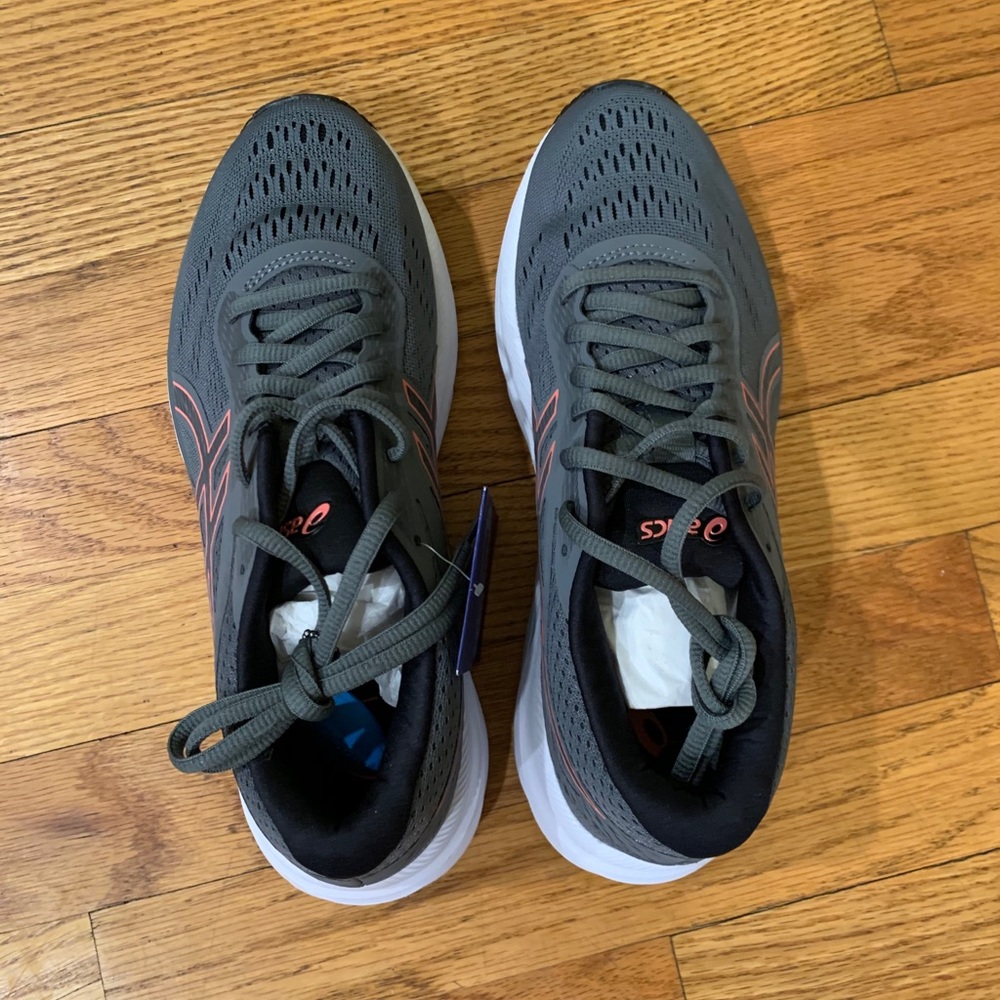 Brand new steel grey Asics running shoes